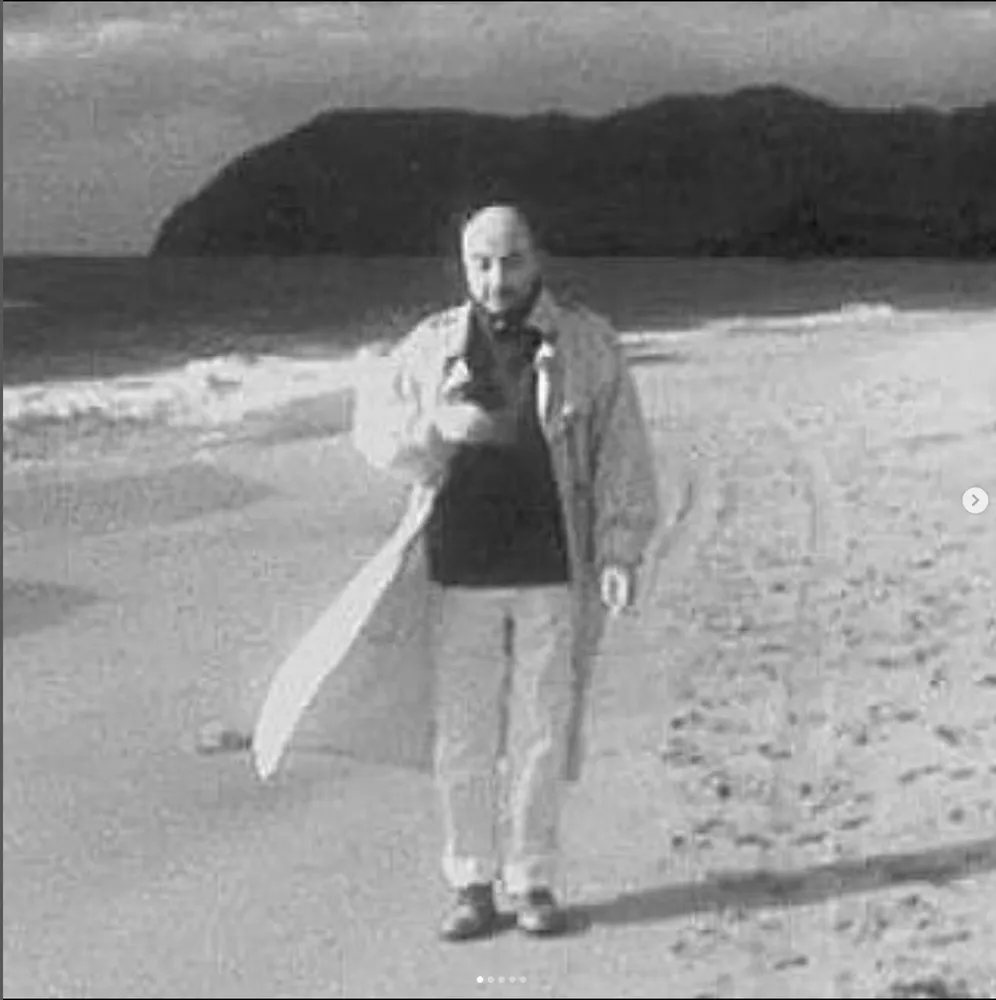 Paco Conesa en la playa