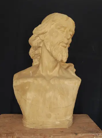 Escultura de Paco Conesa